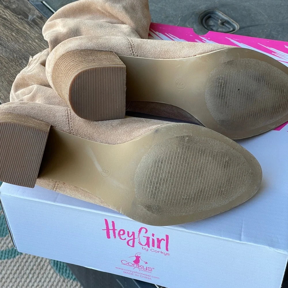 Booties - Picture 3 of 4